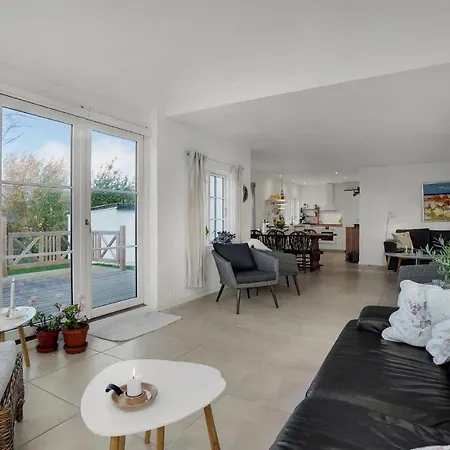 Nice In With Wifi And 2 Bedrooms Vakantiehuis Slagelse